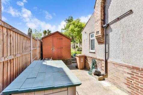 Driveway/Parking