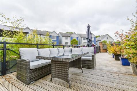 Patio / Decking