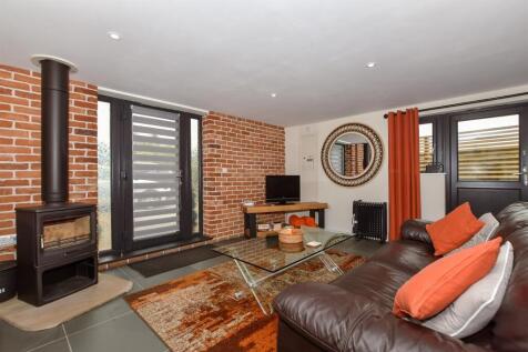 Annexe Room 1