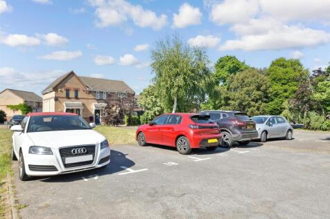 Driveway/Parking