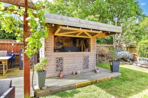 Workshop/Outbuildings