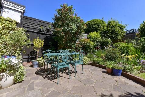 Patio / Decking