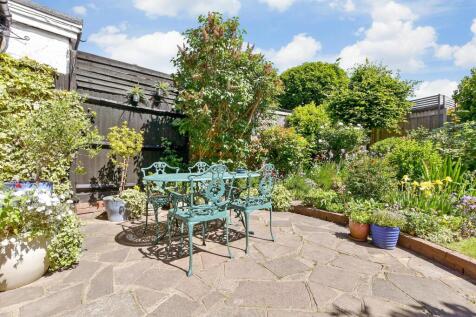 Patio / Decking