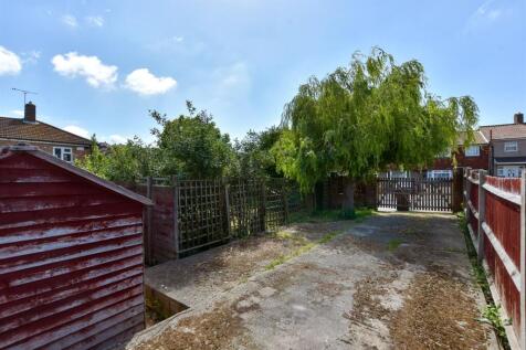 Driveway/Parking