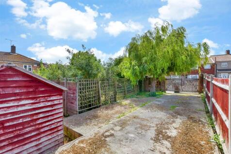 Driveway/Parking
