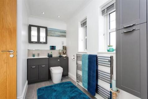 V En-Suite One