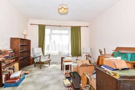 Study/Front Lounge