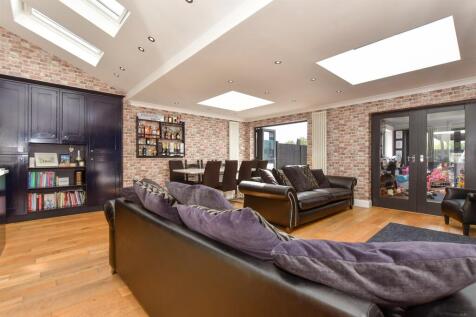 Family/Dining Area