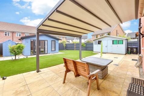 Patio / Decking