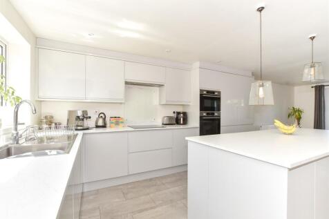 Lounge/Kitchen