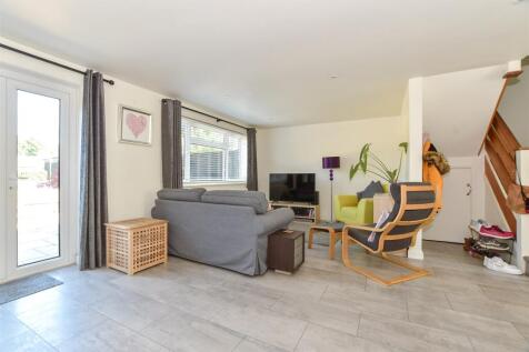 Lounge/Kitchen