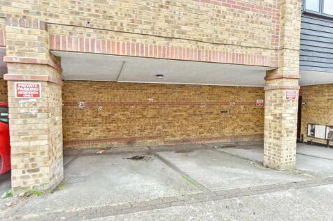 Driveway/Parking