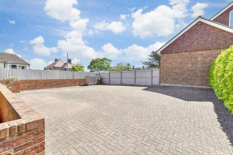 Driveway/Parking