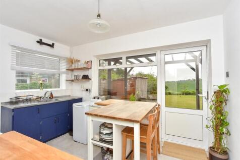 Kitchen/ Breakfast Room