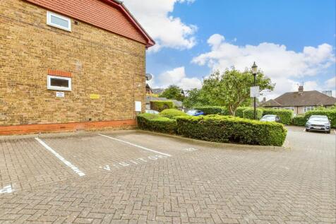 Driveway/Parking