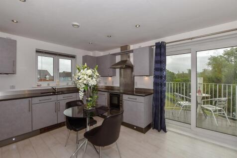 Kitchen/Living Area