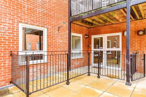 Patio / Decking 1