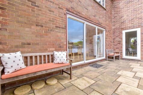 Patio / Decking