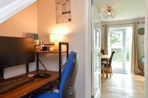 Internal Lifestyle Photograph