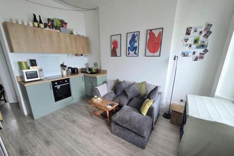 Kitchen/Lounge