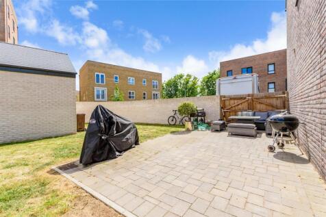 Driveway/Parking