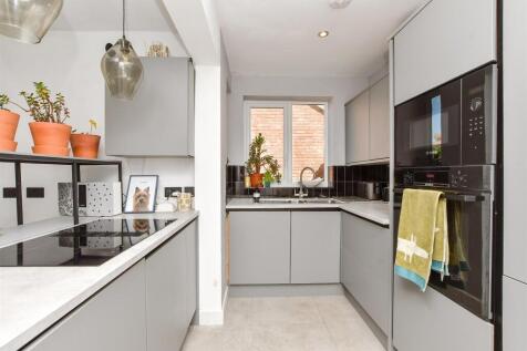 Kitchen/Lounge