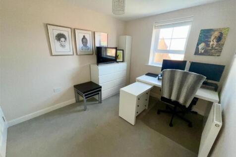 Bedroom 3/Office