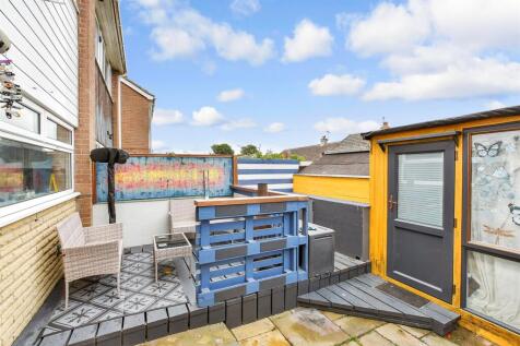Patio / Decking