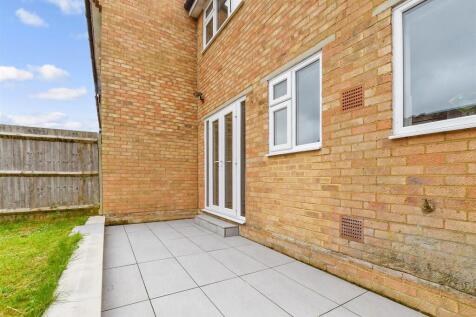 Patio / Decking
