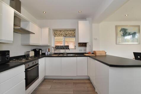 Lounge/Kitchen Area