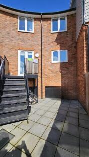 Rear Without Catio