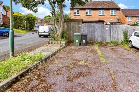 Driveway/Parking