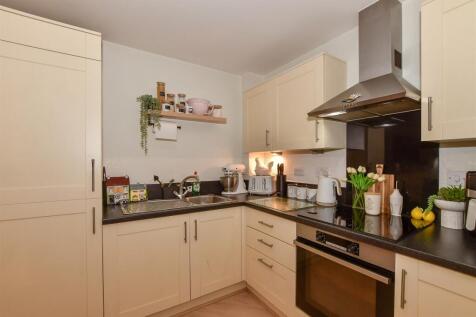 Lounge/Dining/ Kitchen