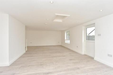 Annexe Kitchen/ Living Area