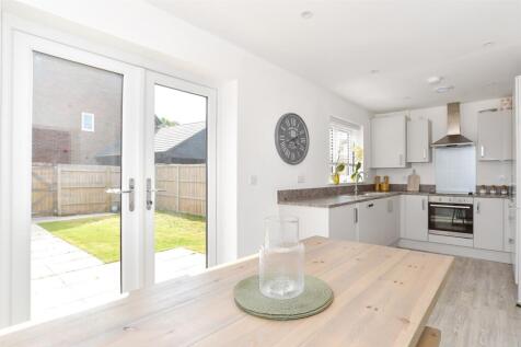 Kitchen/ Dining Room