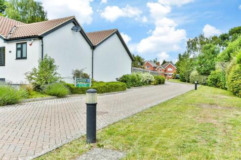 Driveway/Parking