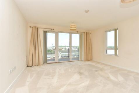 Kitchen/ Living Area