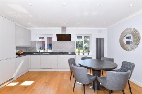 Kitchen/Diner/ Lounge