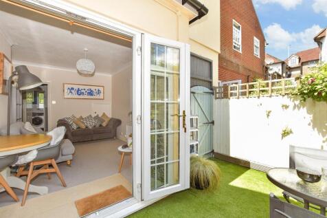 External Lifestyle Photograph