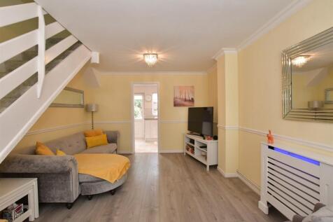 Lounge/ Dining Room