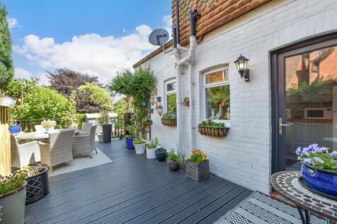 Patio / Decking
