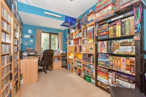 Study/Bedroom 5