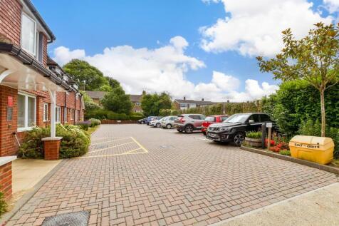 Driveway/Parking