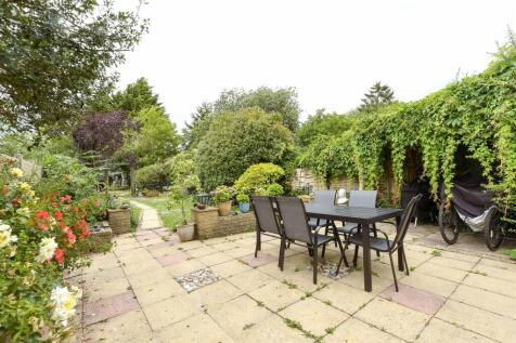 Patio / Decking