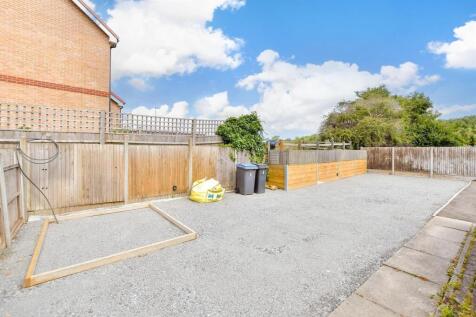 Driveway/Parking