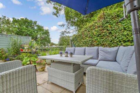 Patio / Decking