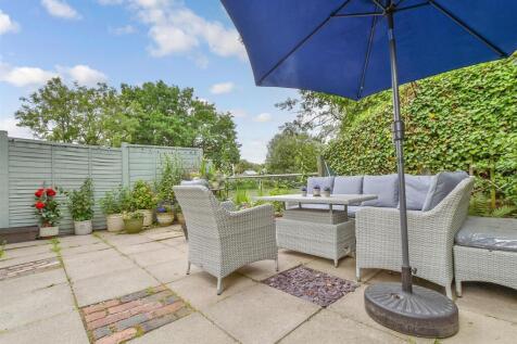 Patio / Decking