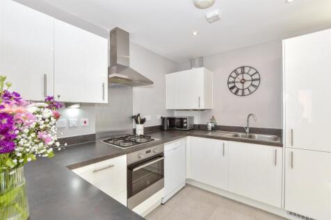 Lounge/Kitchen