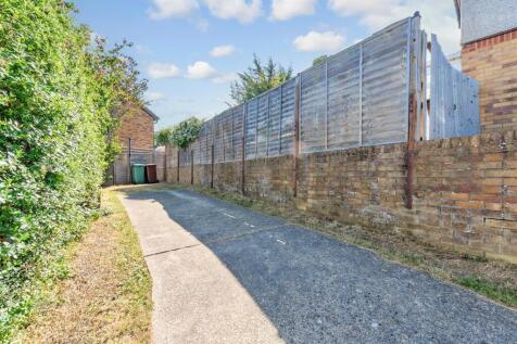 Driveway/Parking