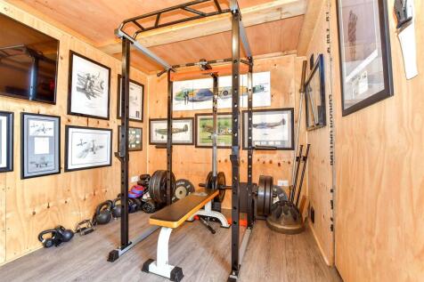 Workshop/Outbuildings